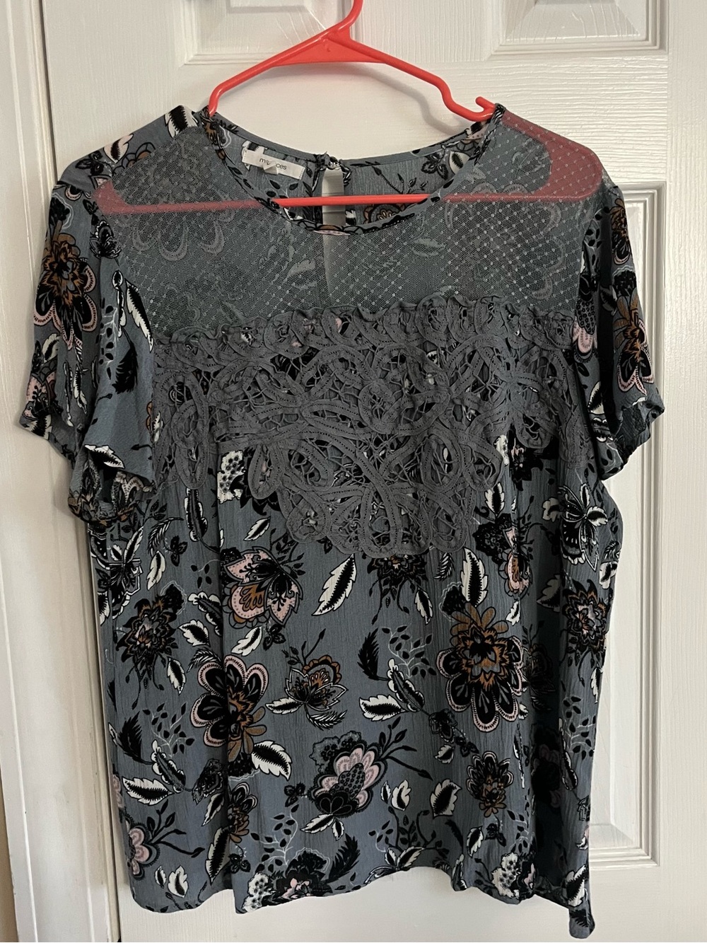 Maurices Gray Floral Lace Yoke Short Sleeve Blouse